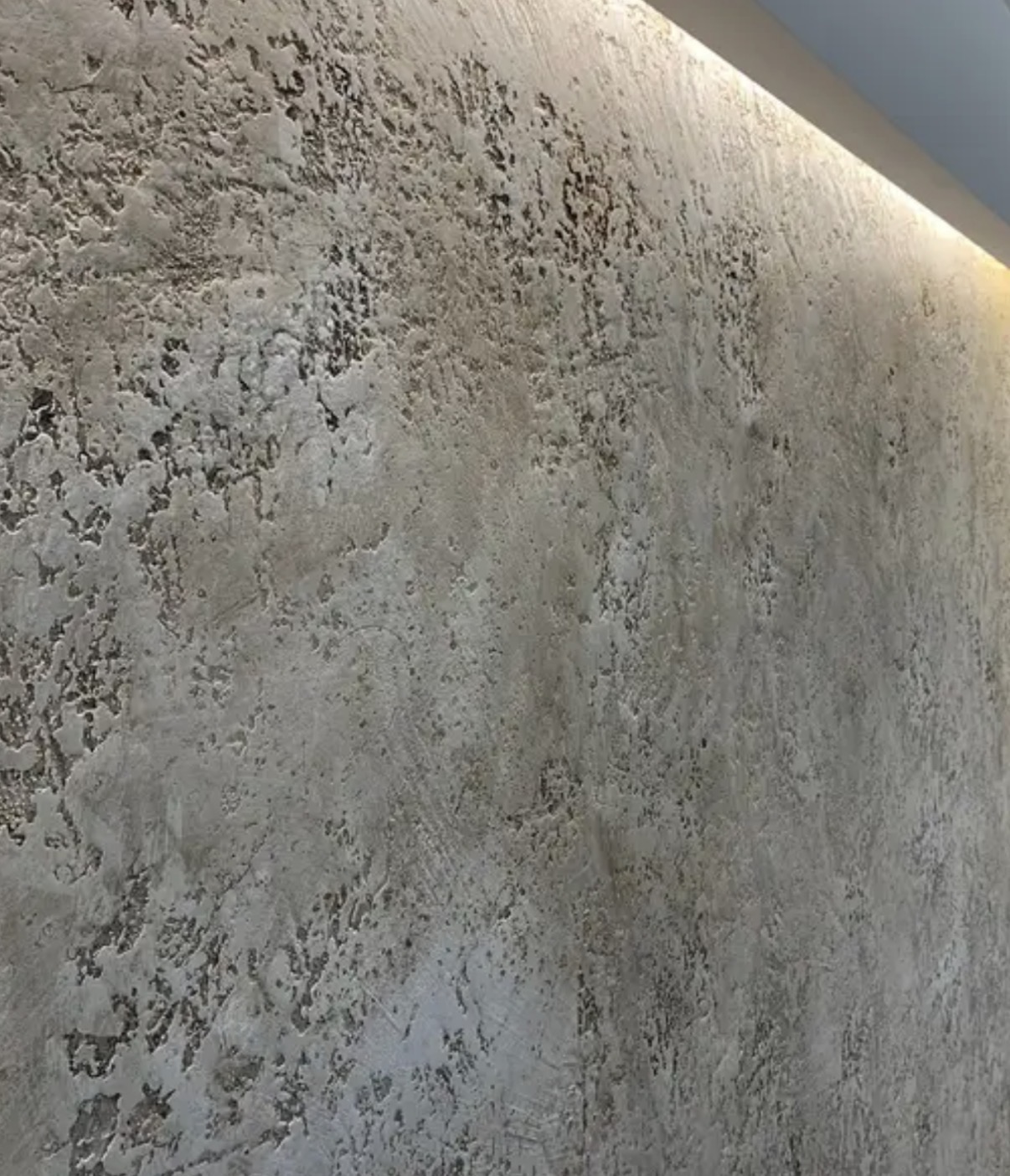 Lime Plaster with Limewash